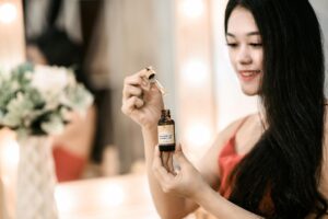 Read more about the article Best Hair Serum for Women in 2025: Top Picks for Every Hair Type